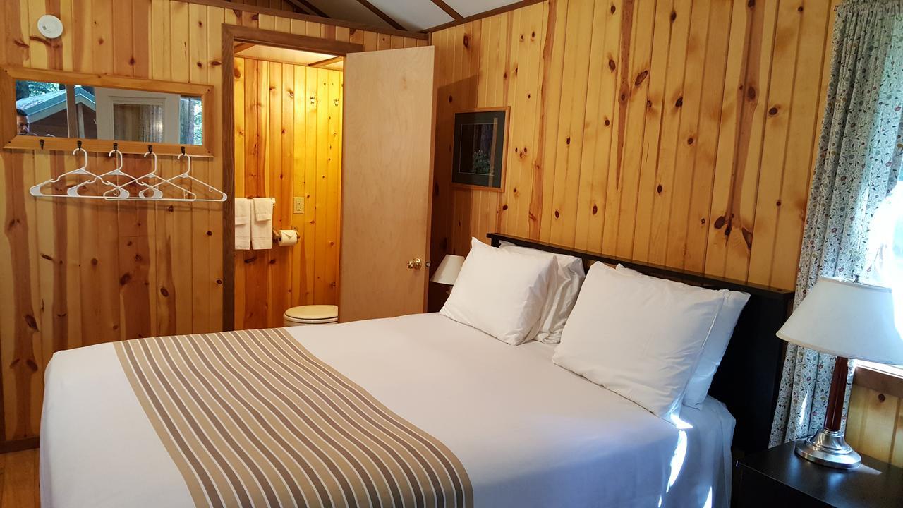 Emerald Forest Cabins Тринидад Экстерьер фото