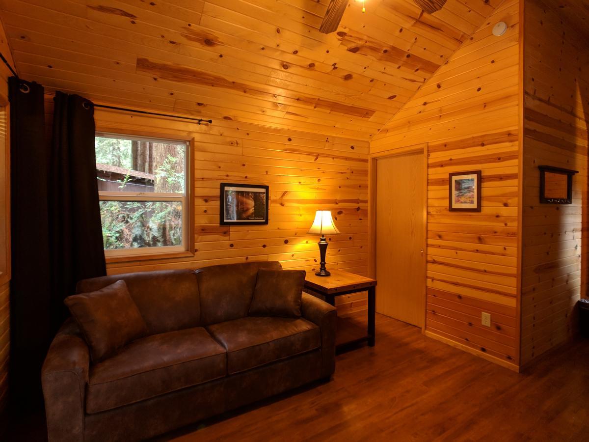 Emerald Forest Cabins Тринидад Экстерьер фото